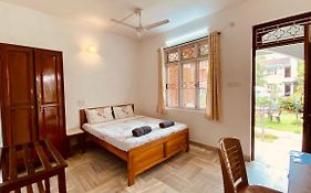 Peravel Beach Holiday Home